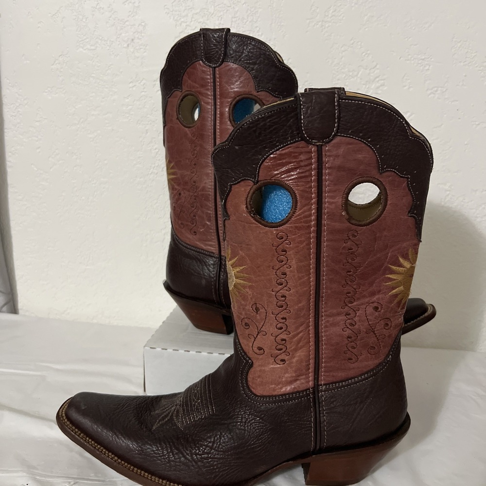 Denver Boots Women Western Embroidered Sz 9.5 Cowboy Sun Motif Rodeo Buckaroo